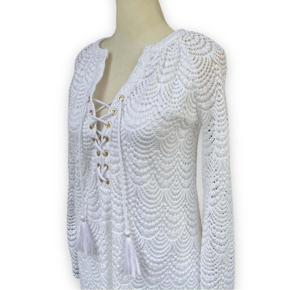 LILLY Pulitzer Sea Isle White Scallop Lace Bell Sleeve Shift Dress - Picture 7 of 16